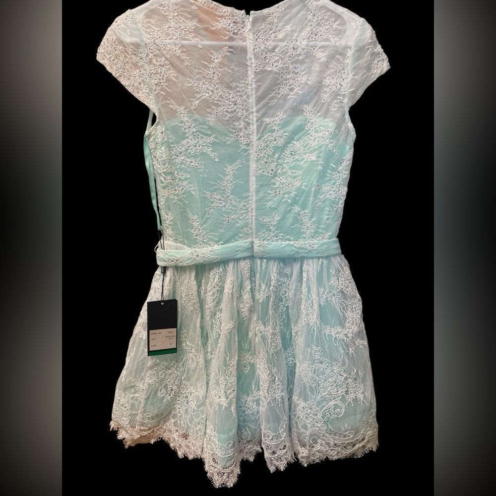La Femme Light Mint Sleeveless Crew Neck Crystal Dress Size-6 - Picture 4 of 8